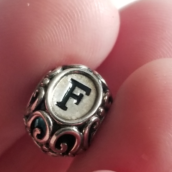 Relisted - Chamilia Authentic Sterling Silver Charm Initially Speaking F - Picture 16 of 16